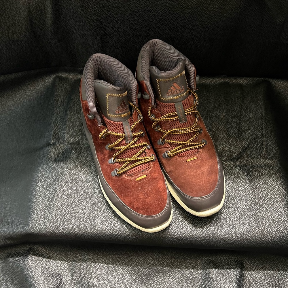 Adidas Men's Dark Brown Boots